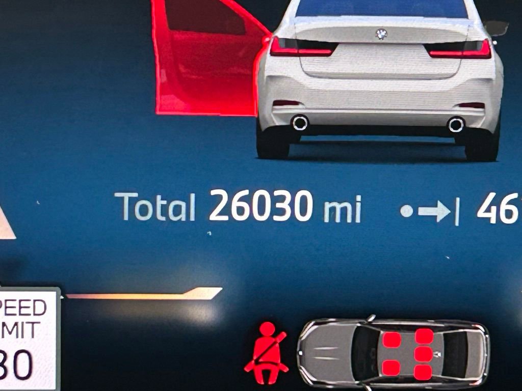 Used 2025 BMW 330i xDrive Sedan image 6