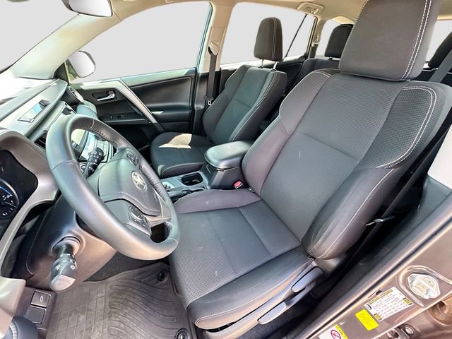 Used 2018 Toyota RAV4 XLE FWD image 20