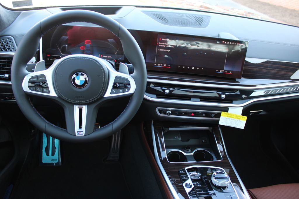 New 2026 BMW X7 M60i image 10