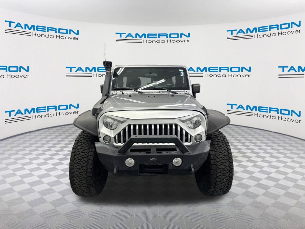 Used 2017 Jeep Wrangler Unlimited Sport w/ Connectivity Group AWD/4WD image 8