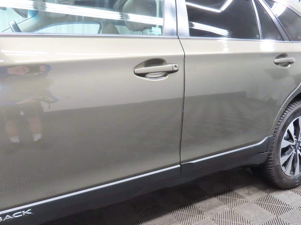 Used 2017 Subaru Outback 2.5i Limited AWD/4WD image 34