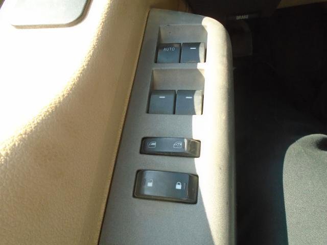 Used 2012 Ford F350 Lariat w/ Chrome Pkg image 27