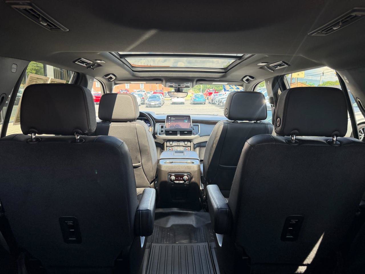 Used 2022 Chevrolet Tahoe High Country AWD/4WD image 27