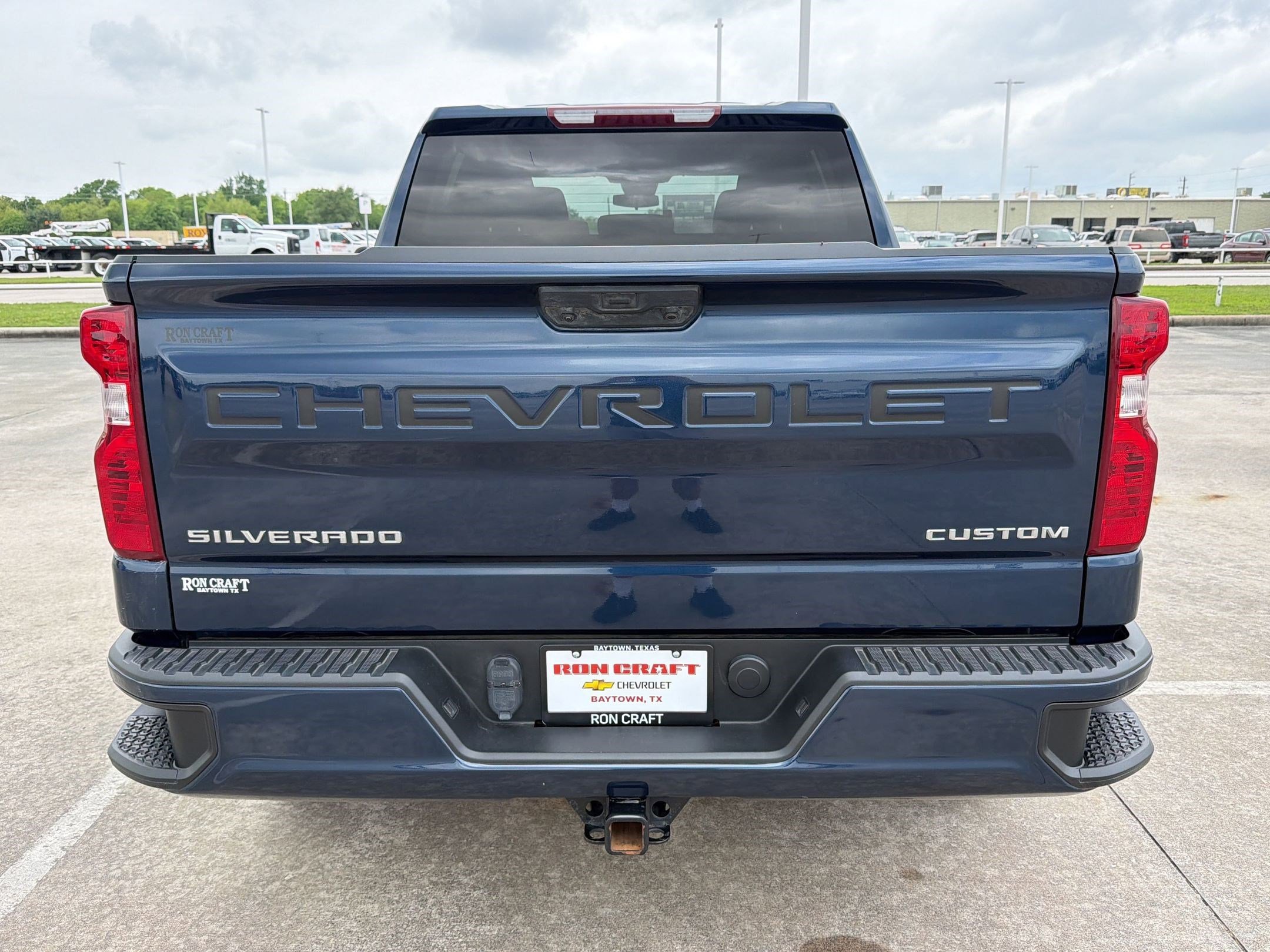 Used 2023 Chevrolet Silverado 1500 Custom RWD image 9