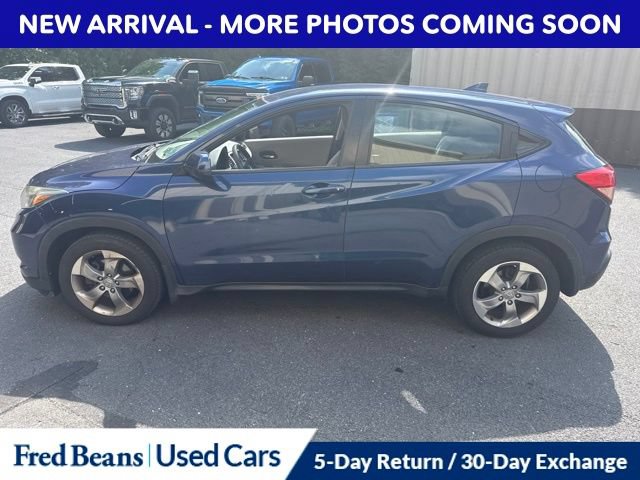 Used 2017 Honda HR-V LX image 1