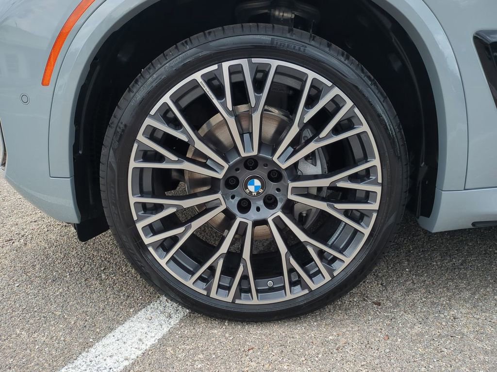 New 2026 BMW X5 xDrive40i w/ Executive Package image 11