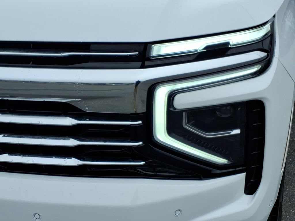 Used 2025 Chevrolet Tahoe LT AWD/4WD image 8