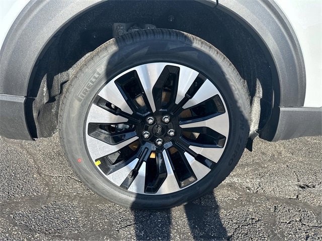 New 2026 Ford Explorer Platinum w/ LUX Leather Package image 13