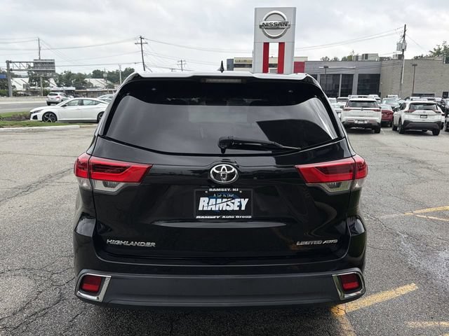 Used 2019 Toyota Highlander Limited Platinum AWD/4WD image 27