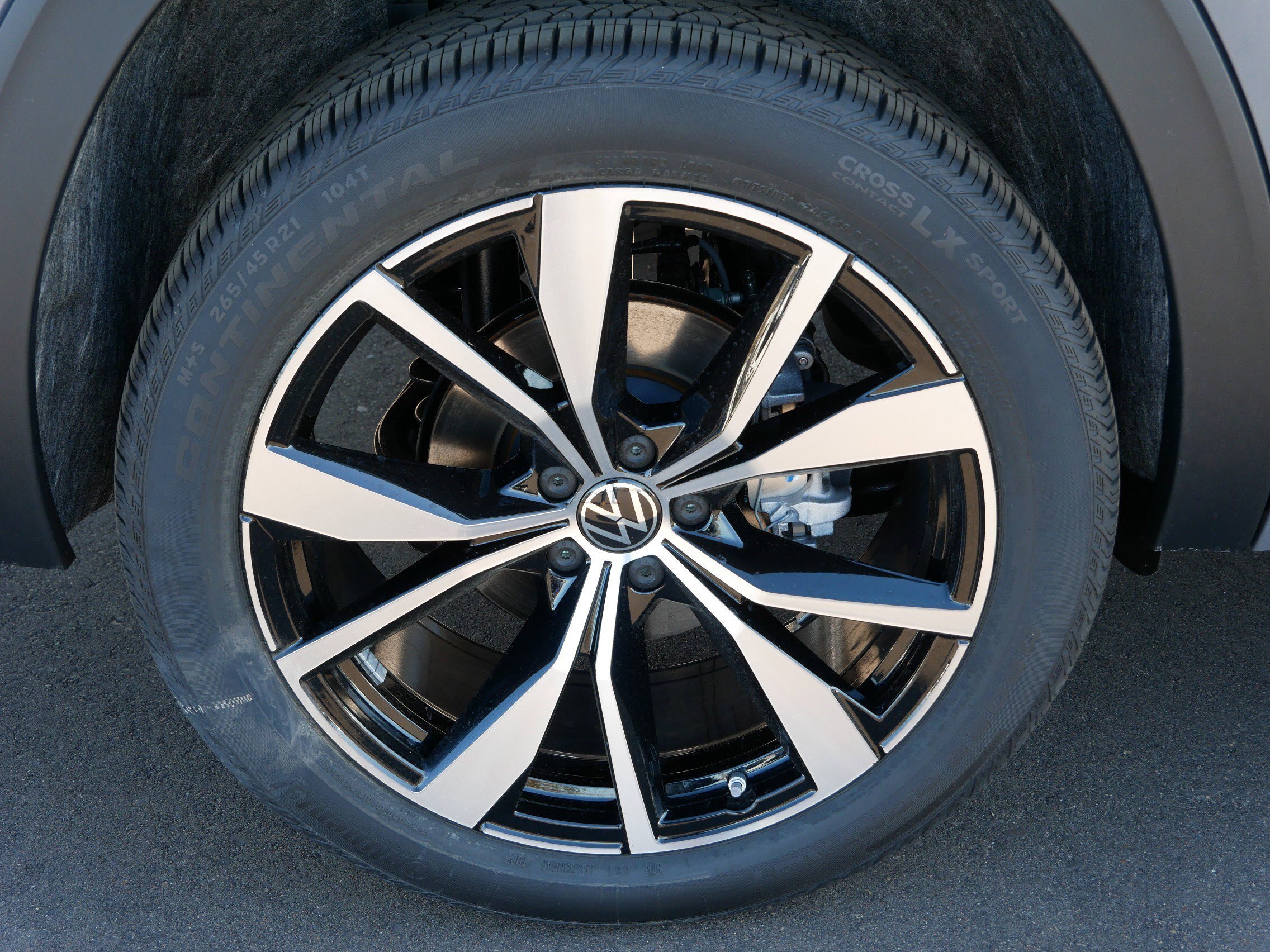 New 2026 Volkswagen Atlas SEL Premium R-Line image 5