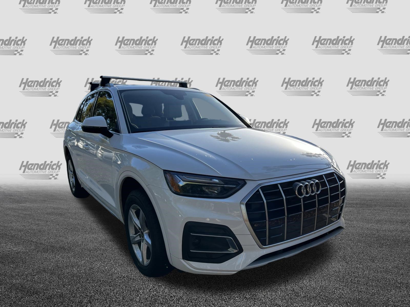 Used 2021 Audi Q5 Premium w/ Convenience Package image 2