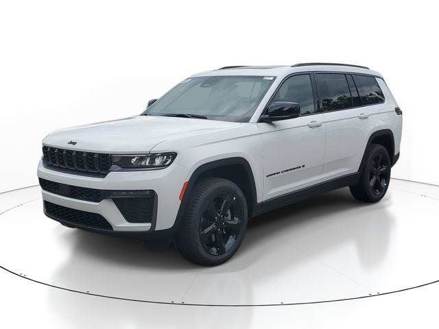 New 2026 Jeep Grand Cherokee L Limited w/ Limited Altitude Package AWD/4WD image 2