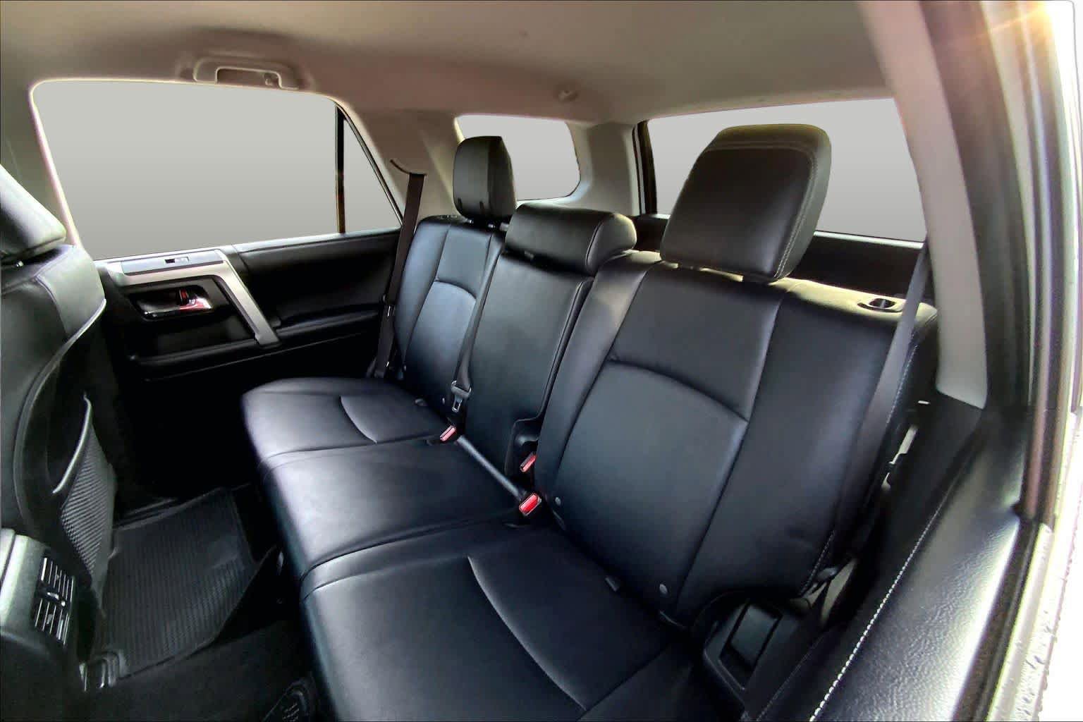 Used 2024 Toyota 4Runner TRD Sport AWD/4WD image 20