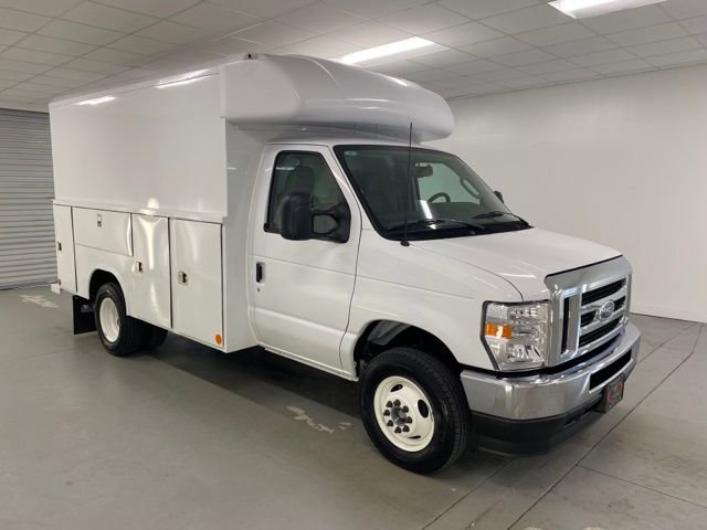 New 2025 Ford E-350 and Econoline 350 Super Duty w/ Power Equipment Group image 3
