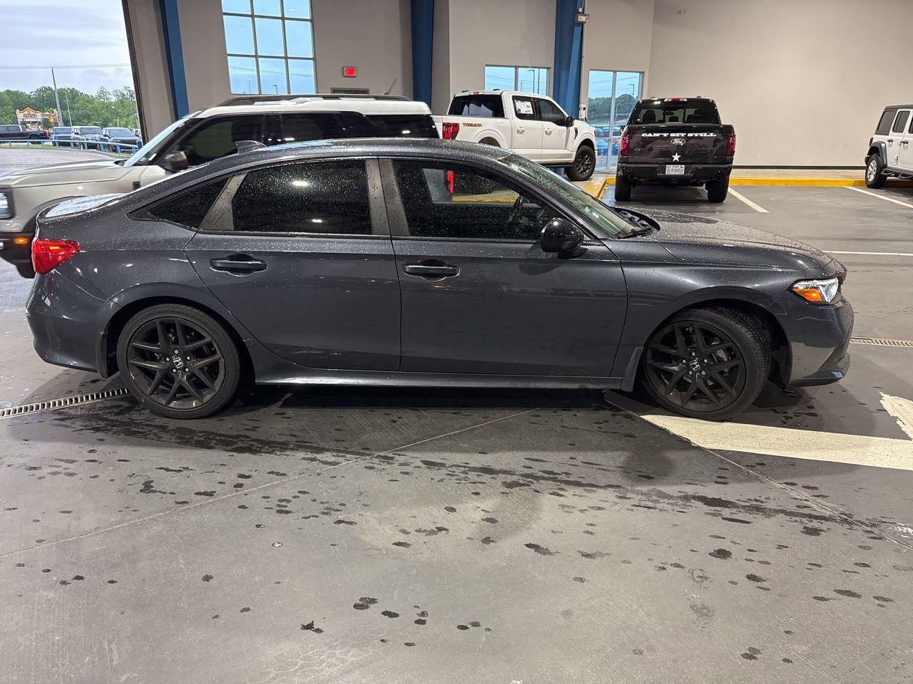 Used 2023 Honda Civic Sport image 16