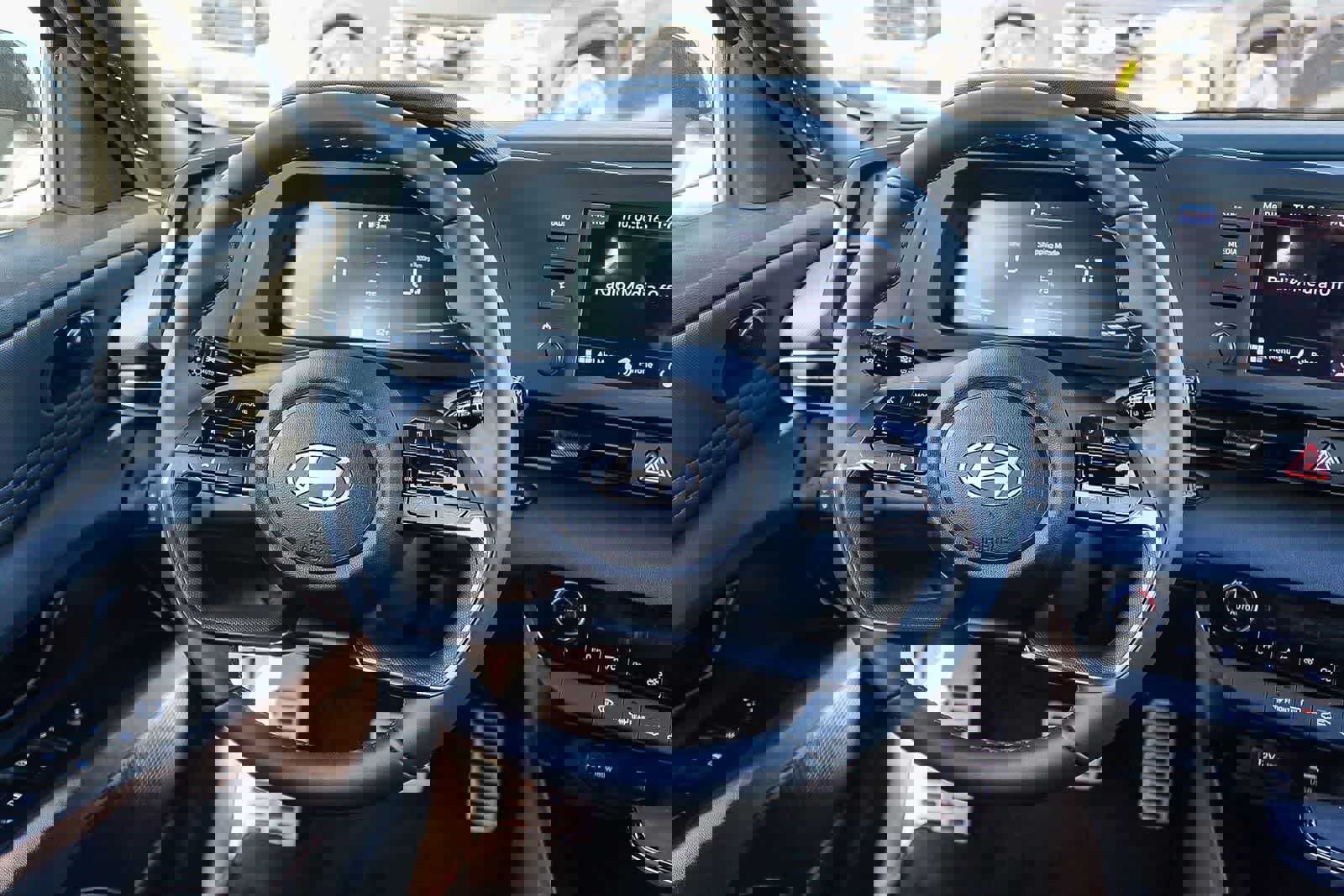 New 2025 Hyundai Elantra Sport image 17