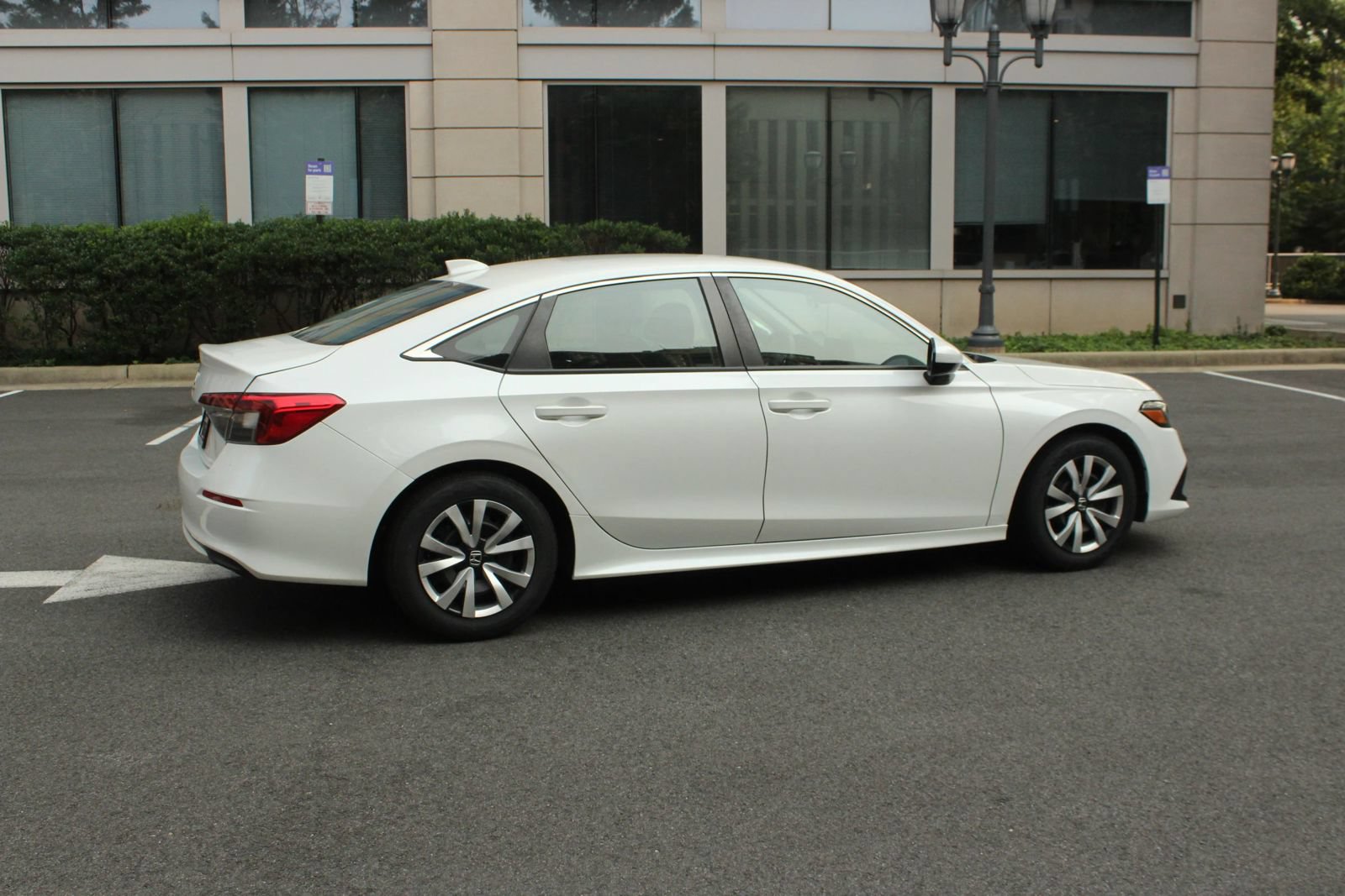 Used 2022 Honda Civic LX image 7