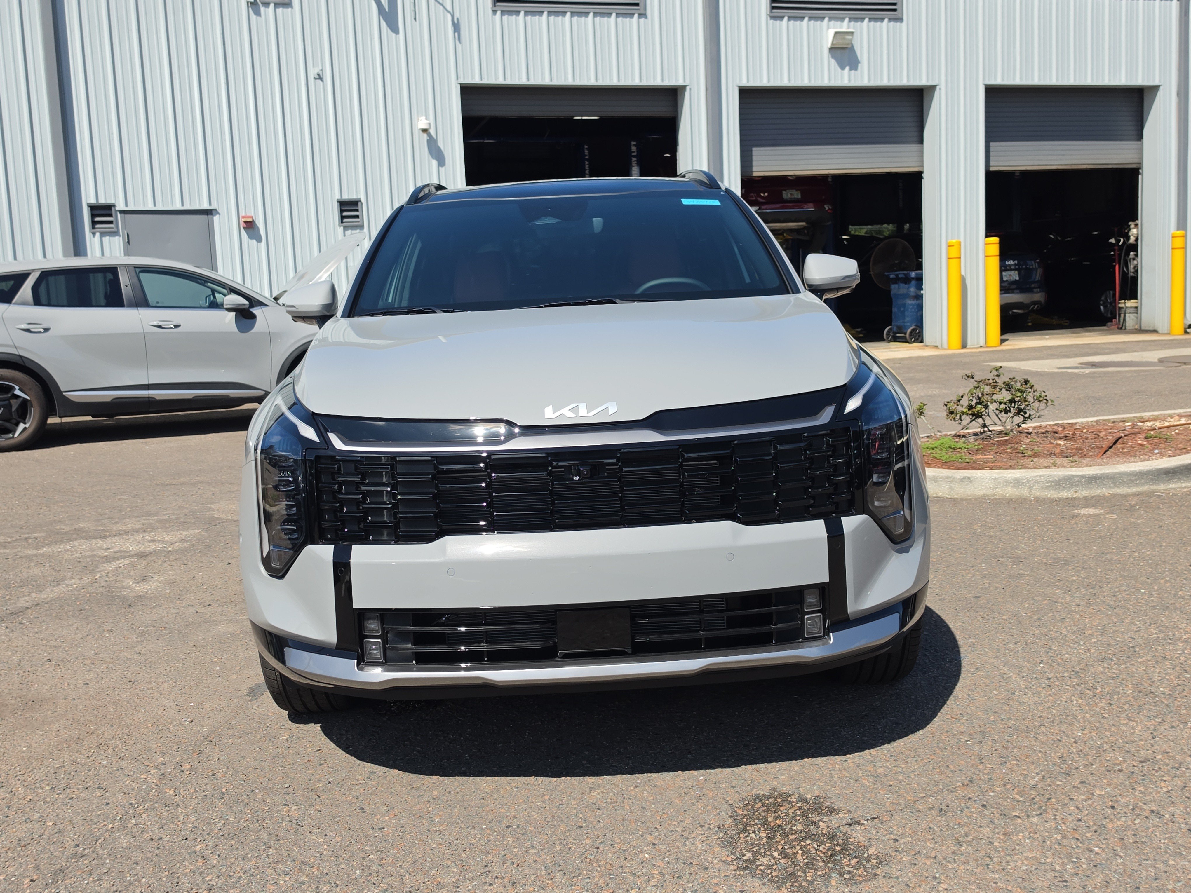 New 2026 Kia Sportage SX AWD/4WD image 3
