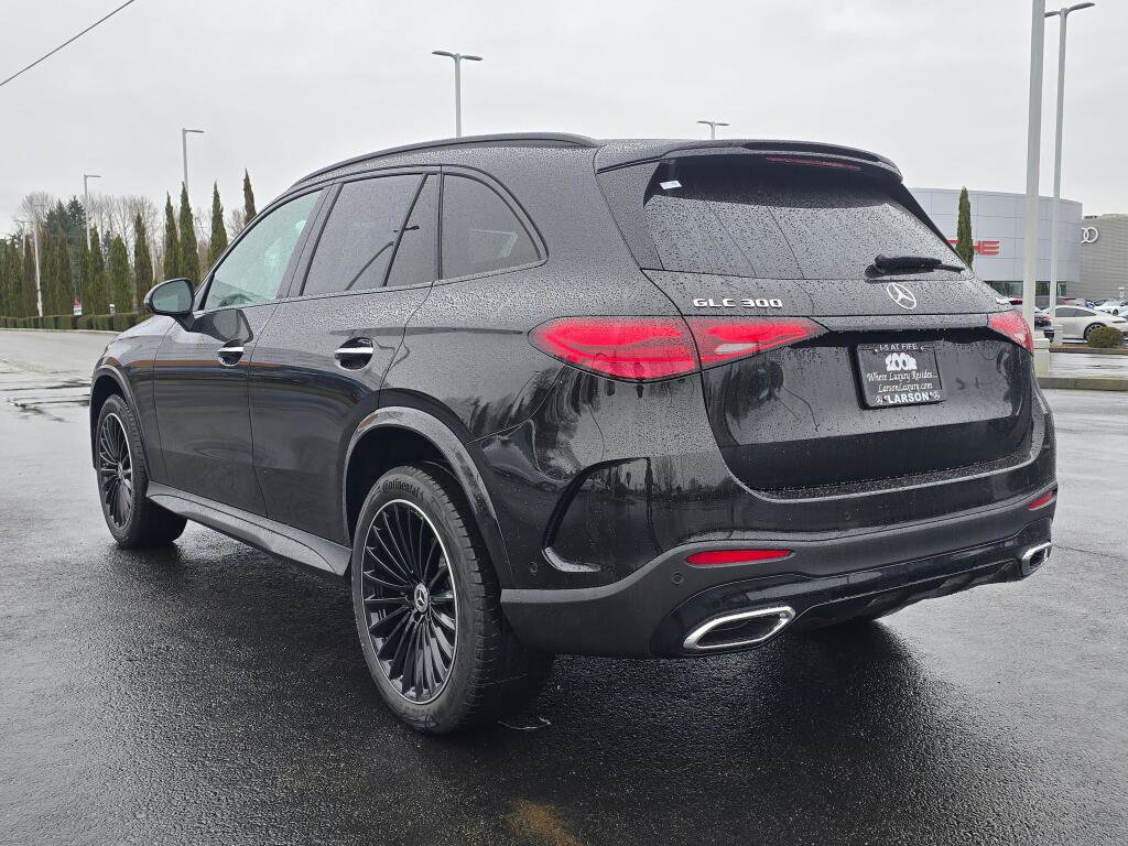 New 2026 Mercedes-Benz GLC 300 4MATIC image 4