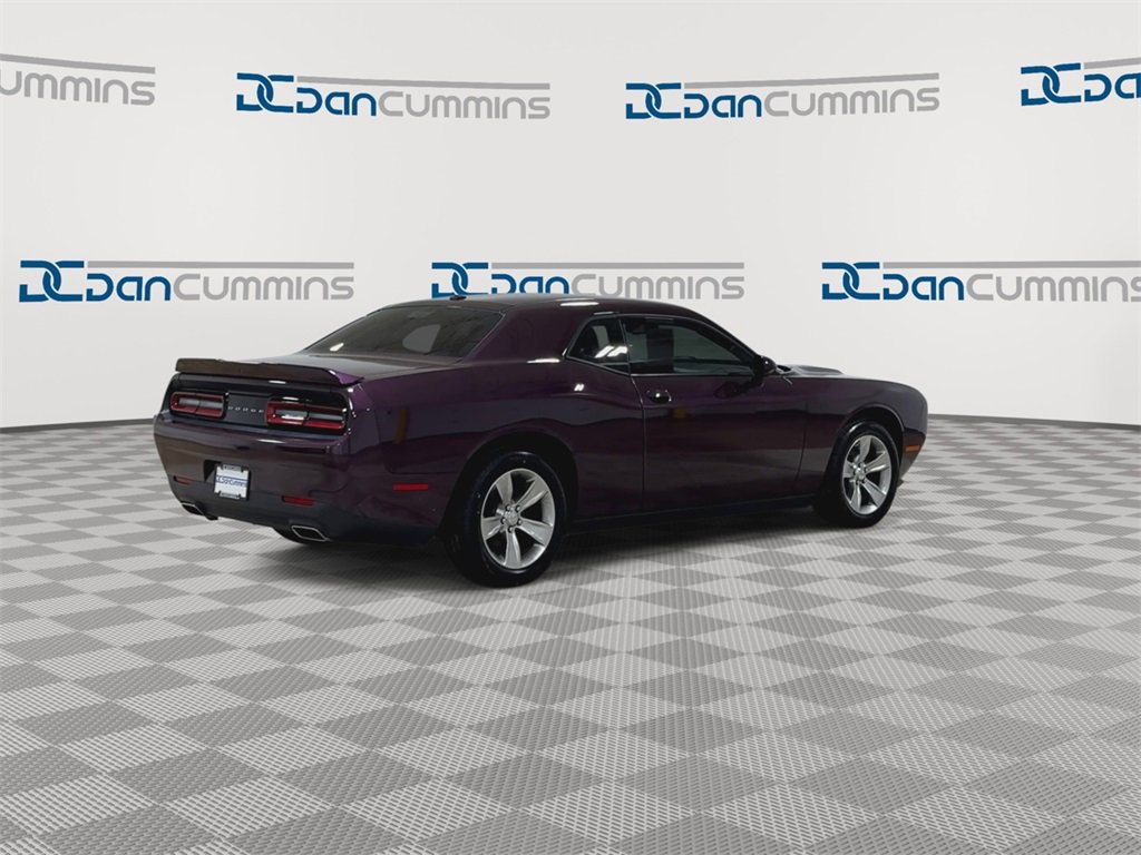 Used 2020 Dodge Challenger SXT image 8