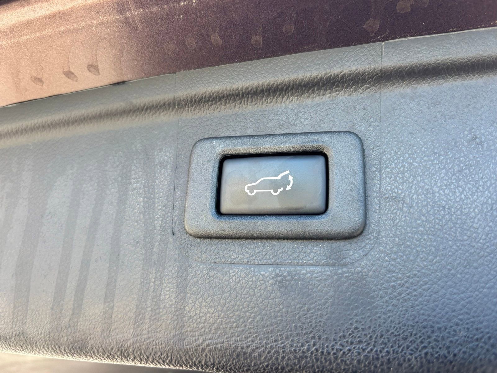 Used 2019 Subaru Outback 2.5i Premium AWD/4WD image 16