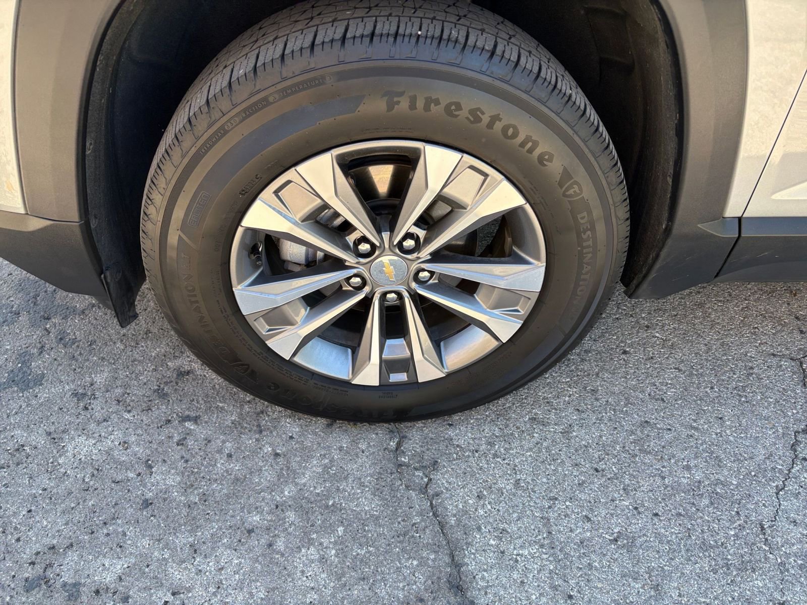 Used 2025 Chevrolet Equinox LT FWD image 25