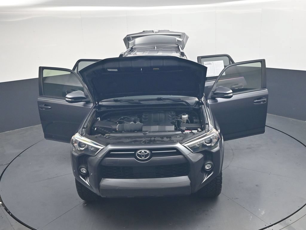 Used 2021 Toyota 4Runner SR5 Premium w/ Moonroof Package RWD image 46