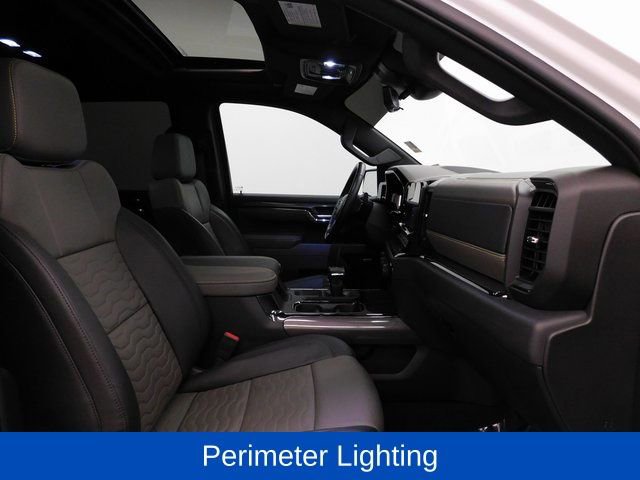 Used 2024 Chevrolet Silverado 1500 ZR2 w/ Technology Package image 35