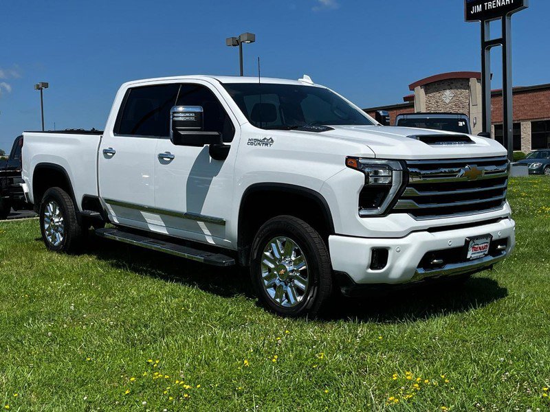 Used 2024 Chevrolet Silverado 2500 High Country w/ Technology Package image 2