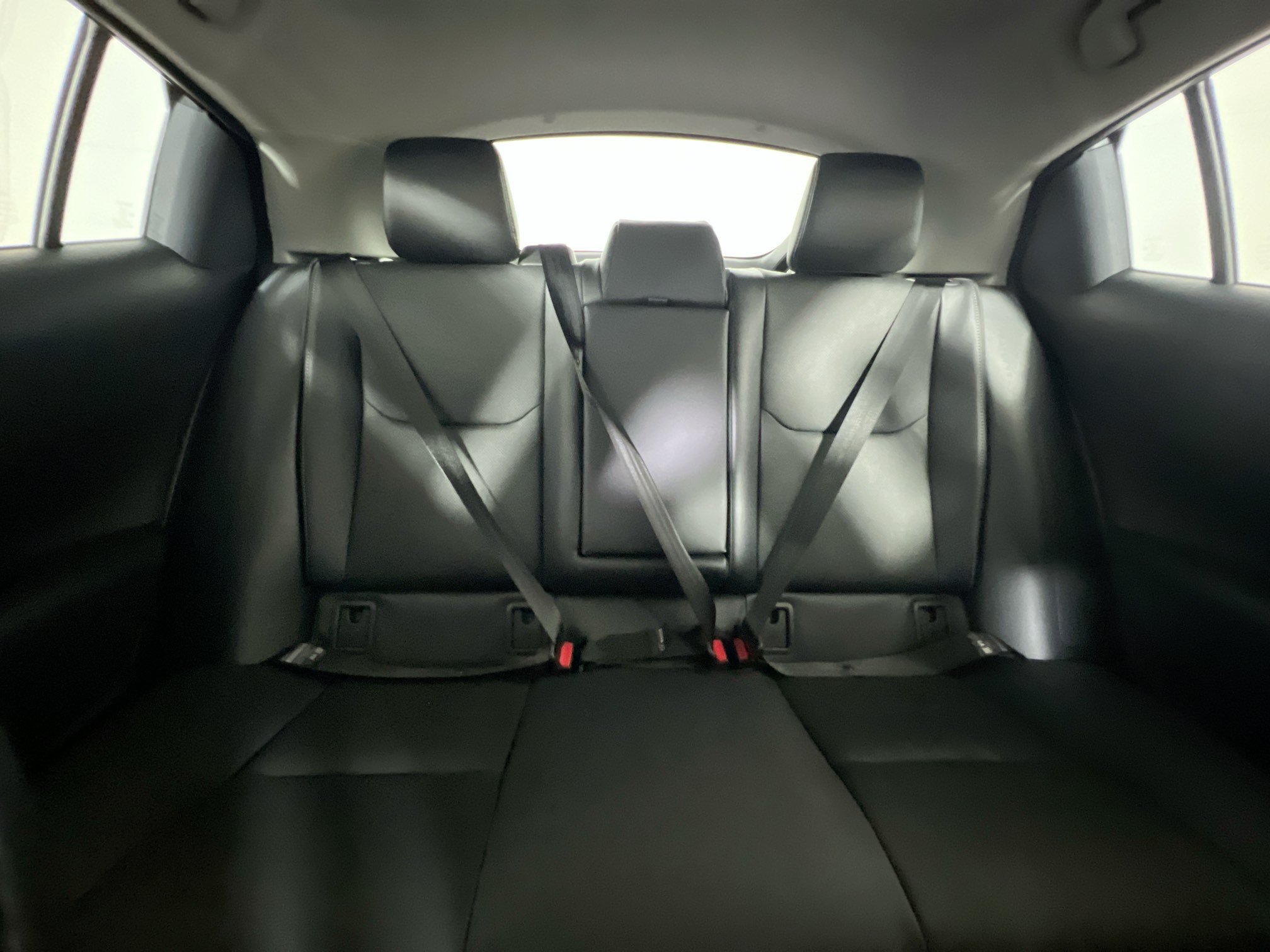 New 2027 Toyota Prius FWD image 32