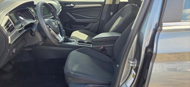 Used 2019 Volkswagen Jetta S w/ Driver Assistance Package image 7