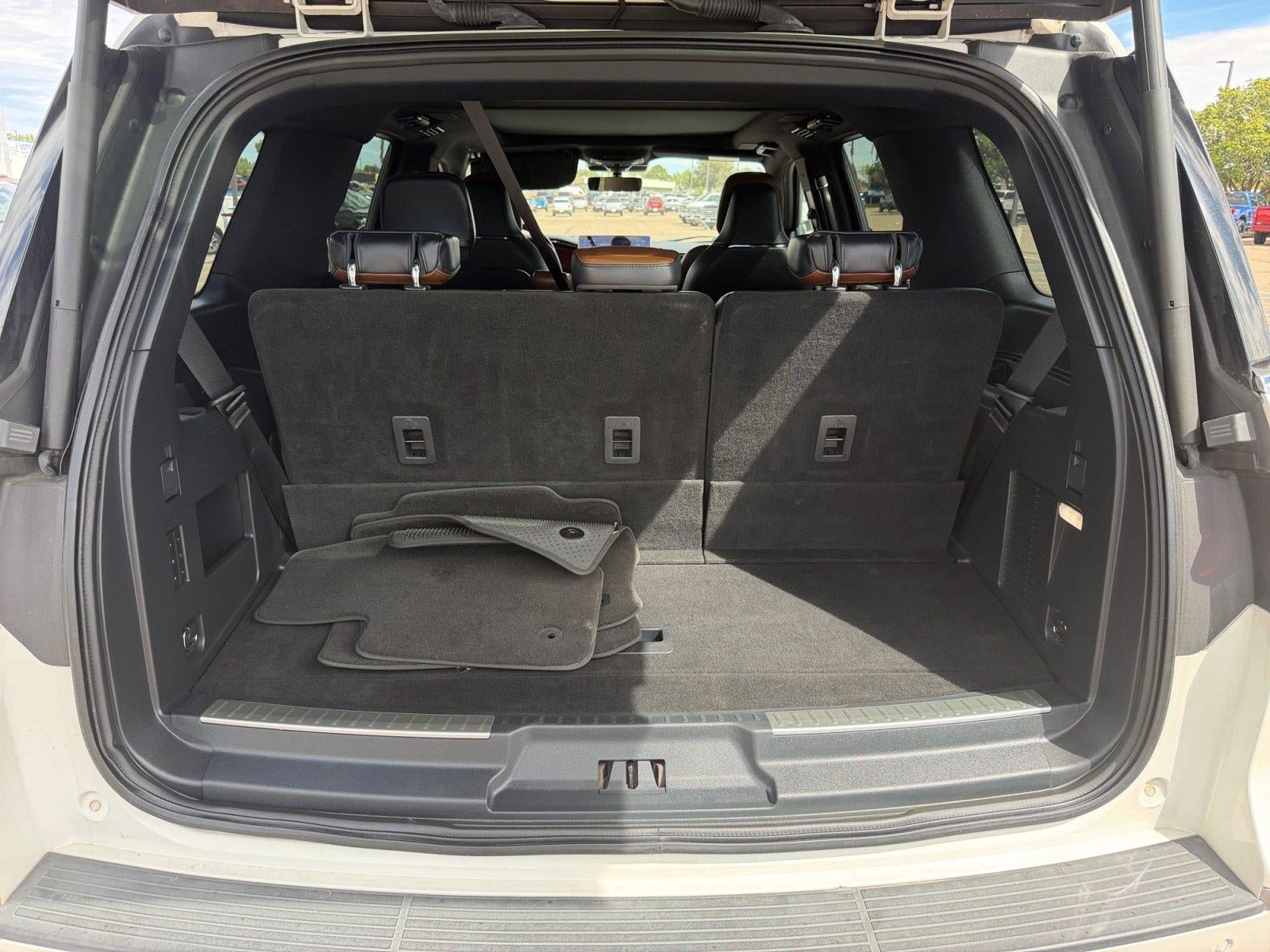 Used 2022 Lincoln Navigator Reserve AWD/4WD image 17