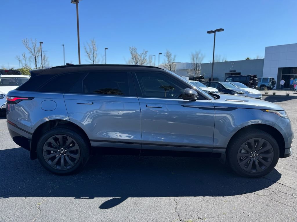 Used 2019 Land Rover Range Rover Velar R-Dynamic SE image 10