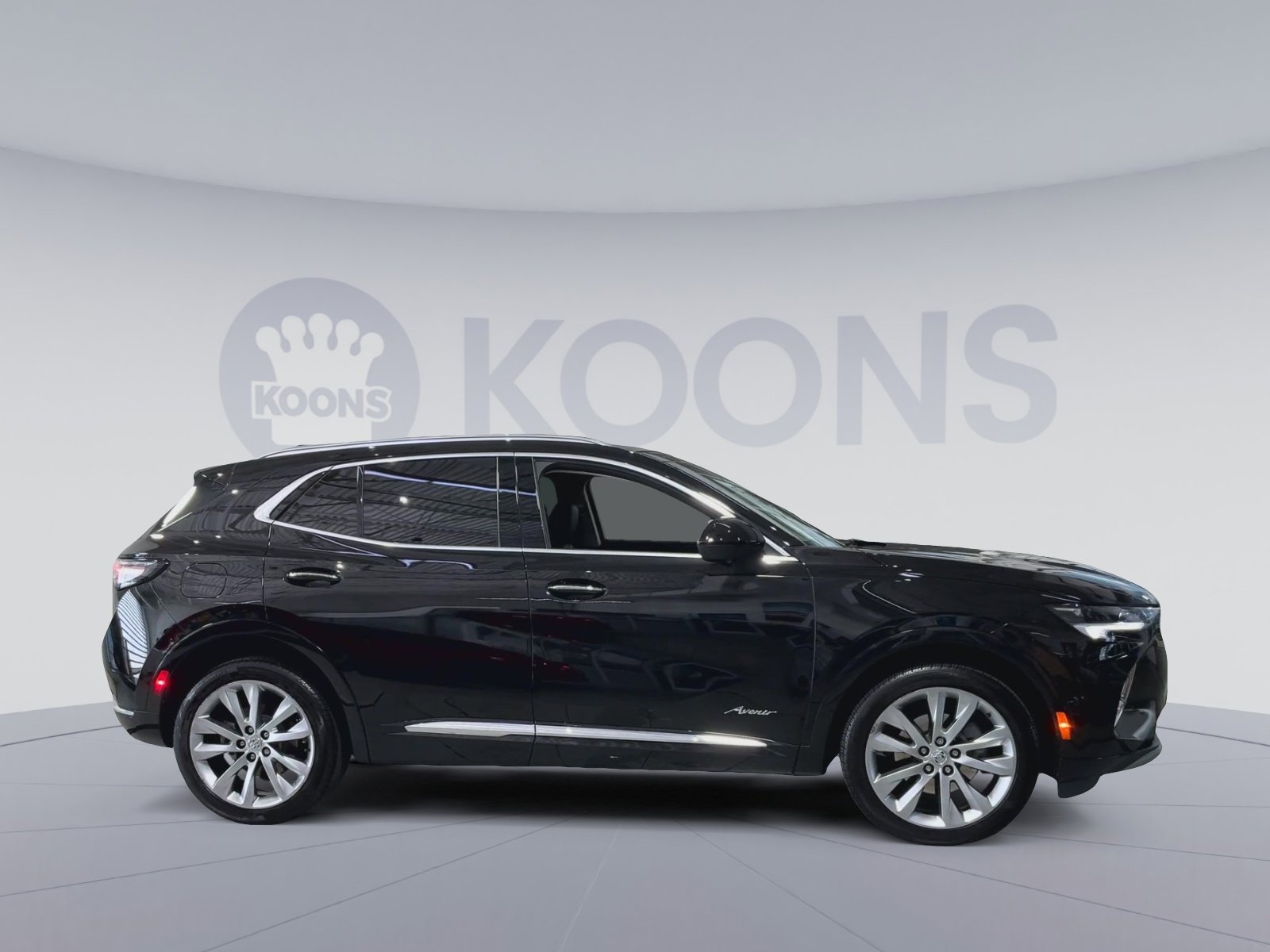 Used 2023 Buick Envision Avenir image 12