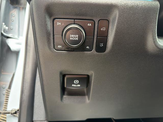 Certified 2025 Ford Expedition Max Platinum w/ Driver's Package image 23