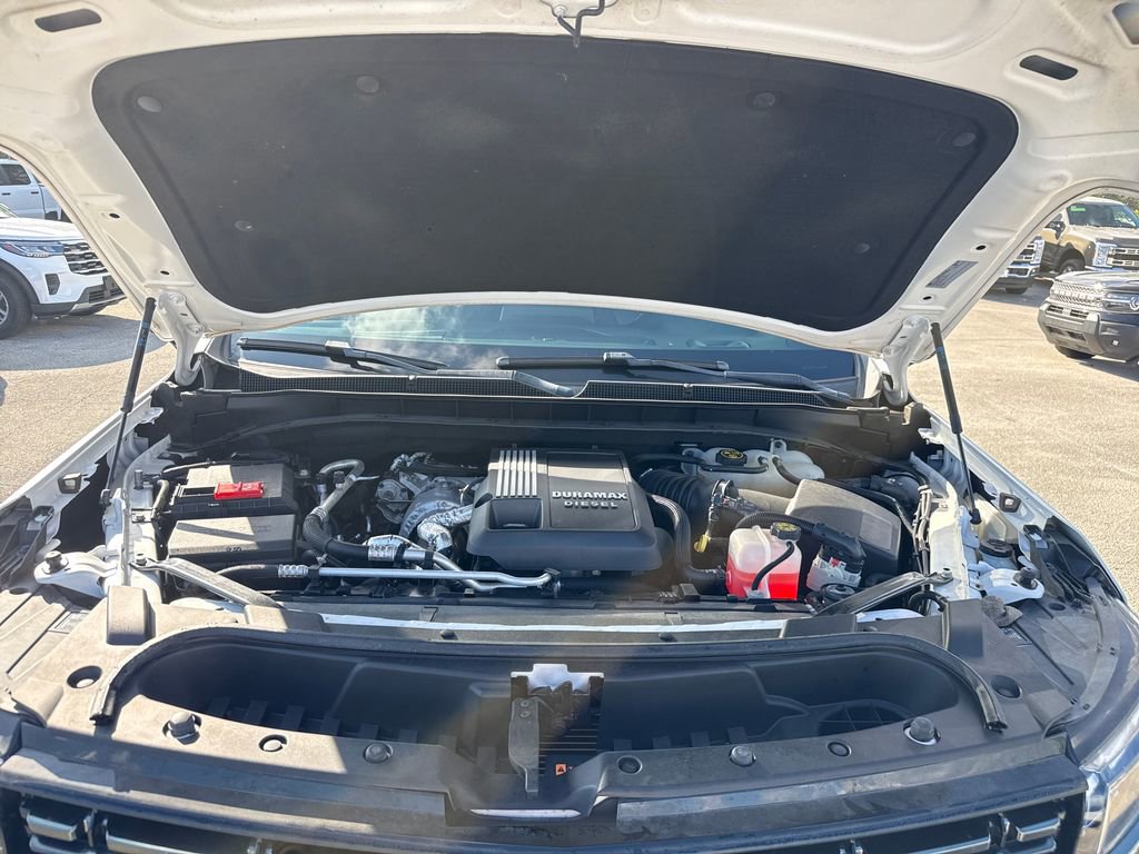 Used 2022 Chevrolet Tahoe RST w/ Luxury Package image 29