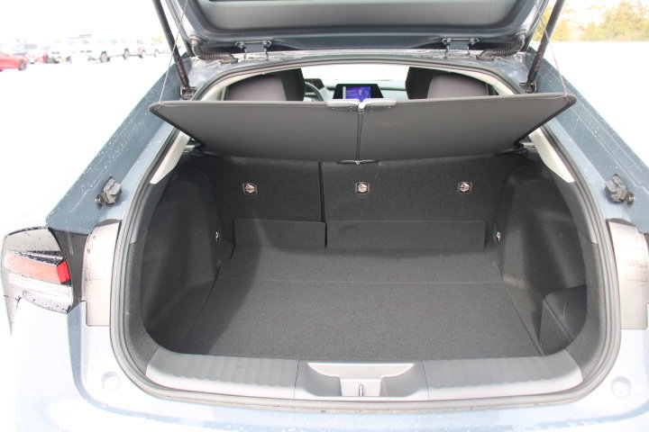 Used 2024 Toyota Prius LE image 14