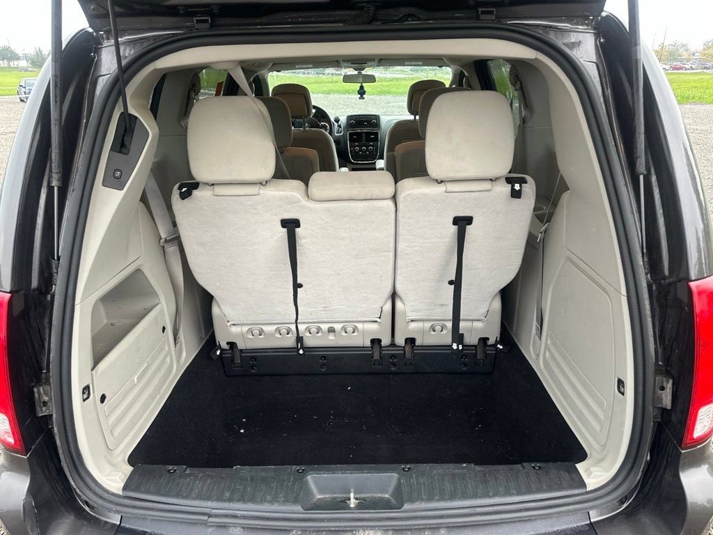 Used 2015 Dodge Grand Caravan SXT FWD image 9