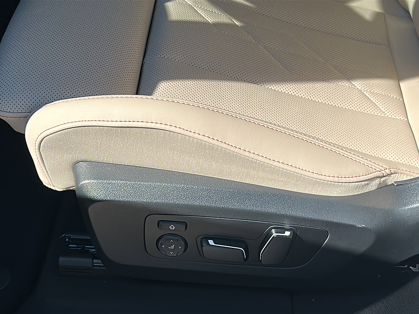 New 2026 BMW X3 xDrive30 w/ Convenience Package image 12