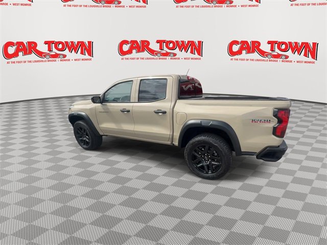 Used 2024 Chevrolet Colorado Trail Boss w/ Technology Package image 6