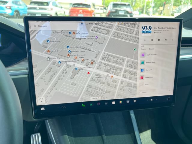 Used 2024 Tesla Model X AWD/4WD image 21