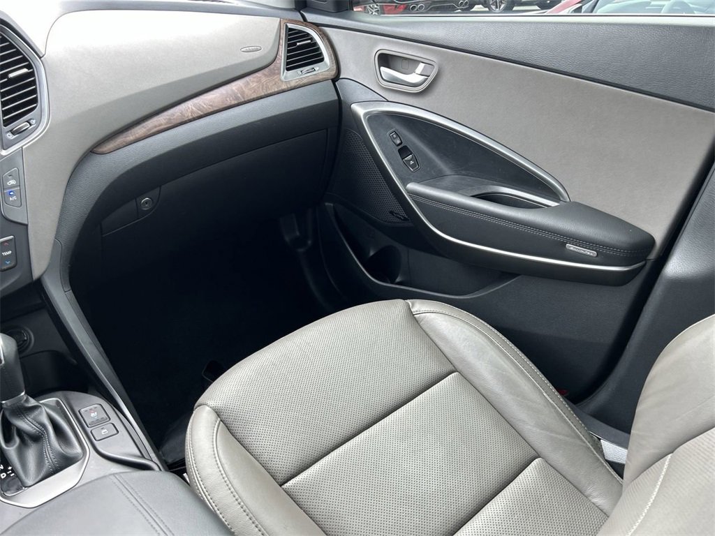 Used 2018 Hyundai Santa Fe Sport w/ 2.4L Tech Package 04 image 5