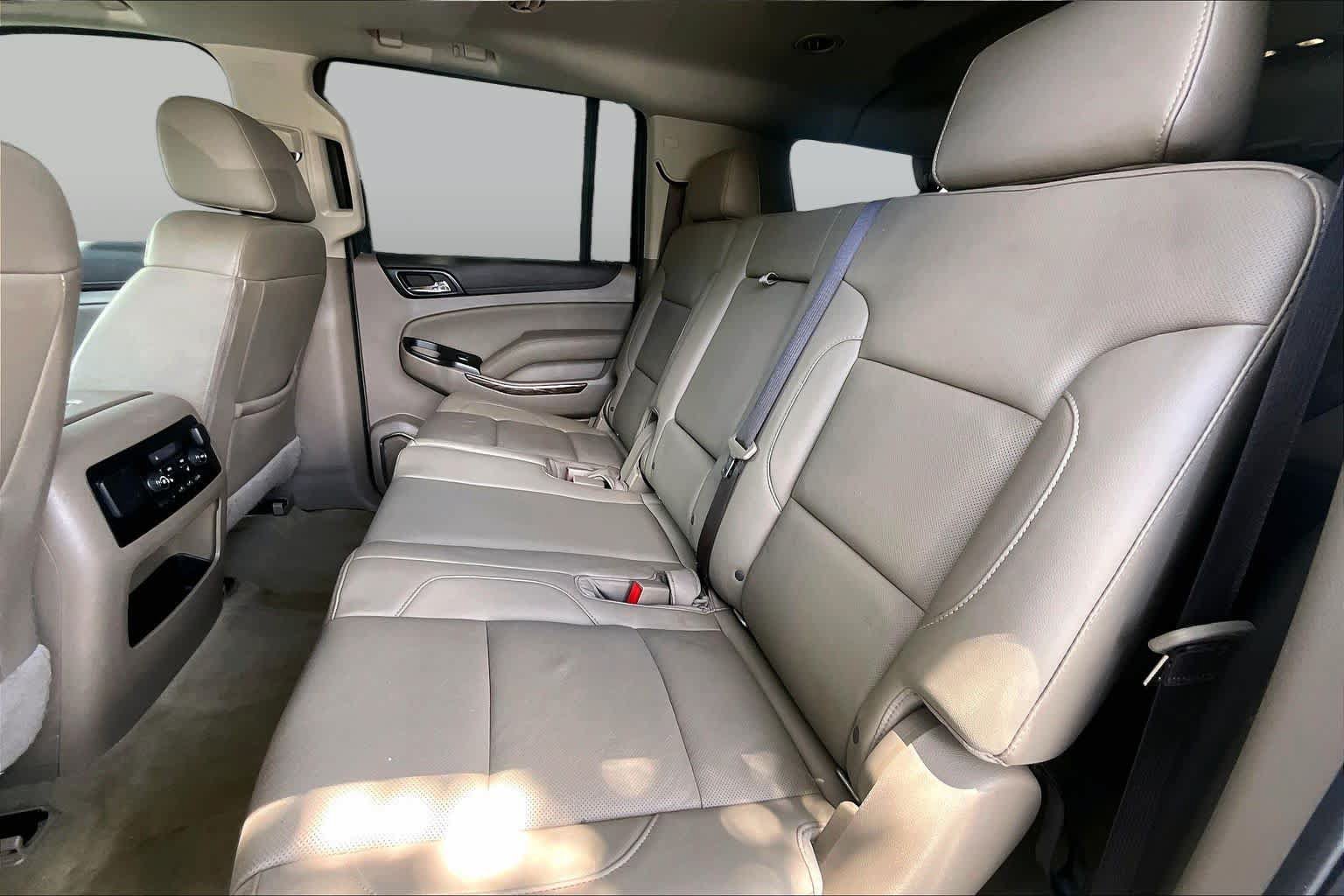 Used 2017 GMC Yukon XL SLT w/ Open Road Package RWD image 21