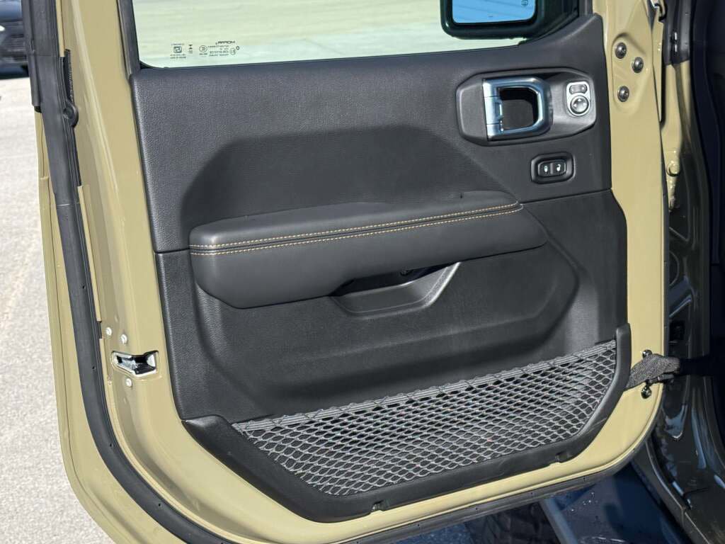 New 2026 Jeep Gladiator Sport image 26