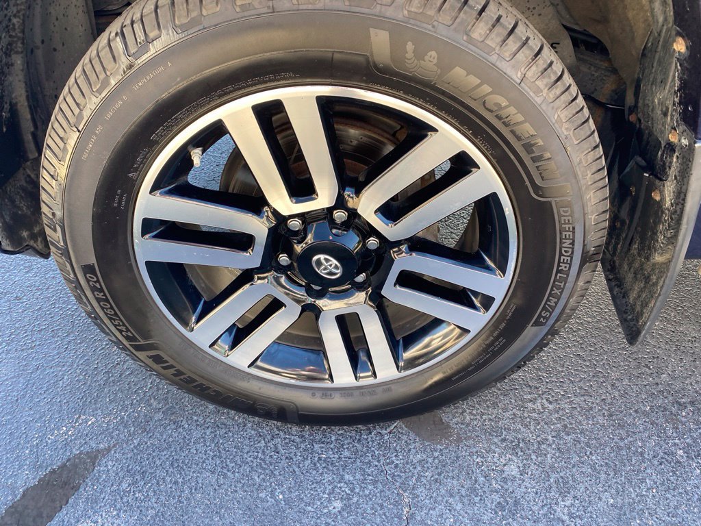 Used 2017 Toyota 4Runner Limited AWD/4WD image 27