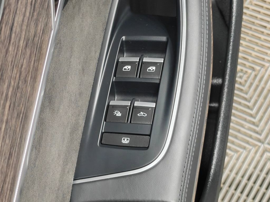 Used 2021 Audi A8 L 3.0T w/ Executive Plus Package image 73
