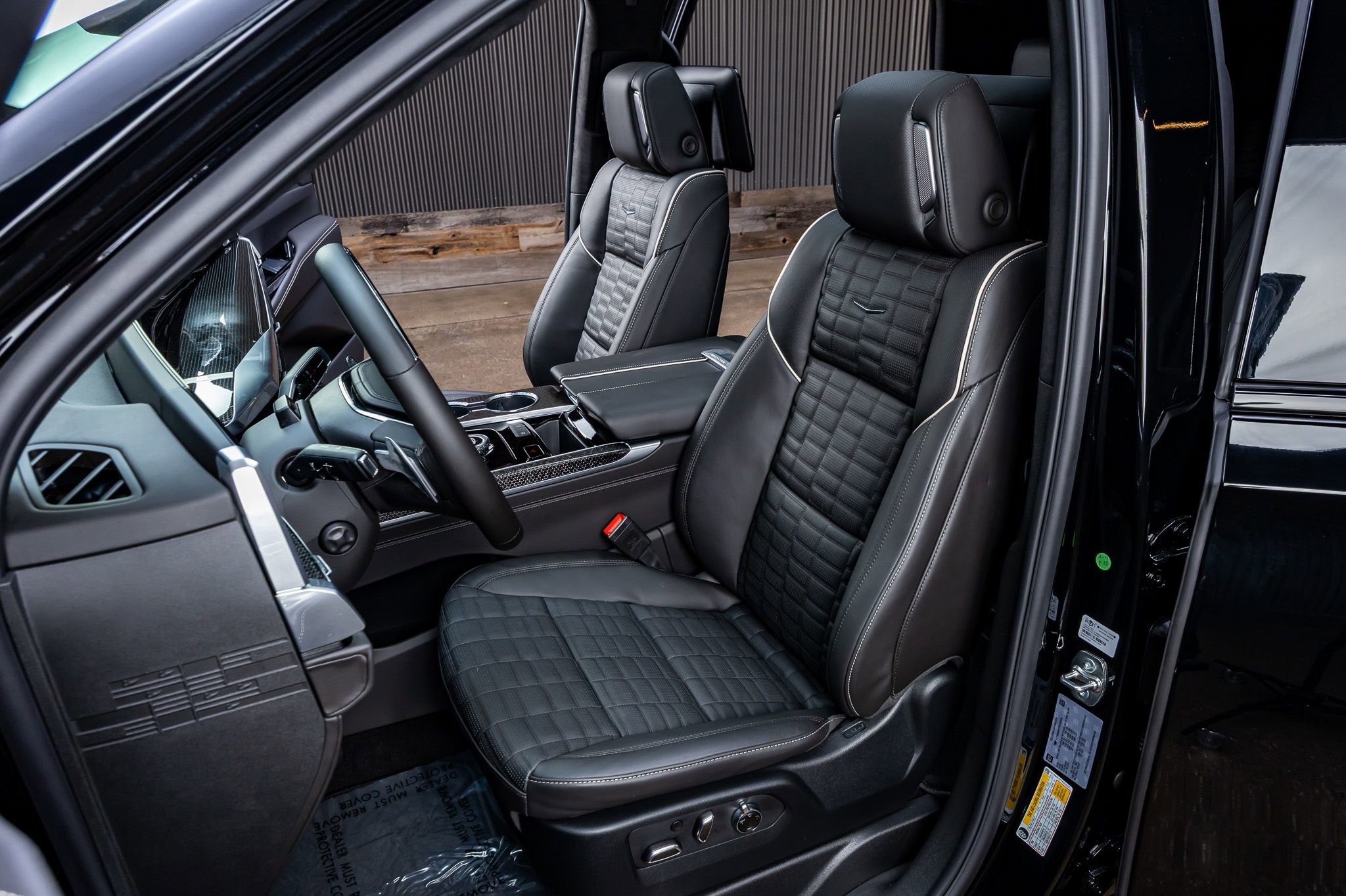 Used 2026 Cadillac Escalade V AWD/4WD image 30