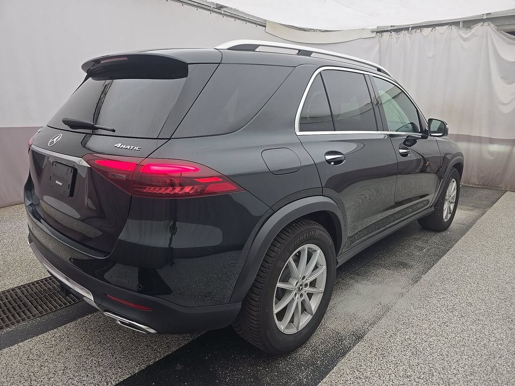Used 2024 Mercedes-Benz GLE 350 4MATIC image 2