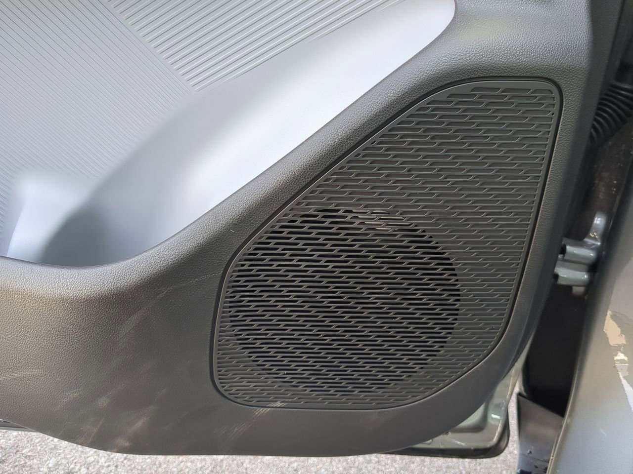 New 2027 Chevrolet Bolt RS FWD image 25