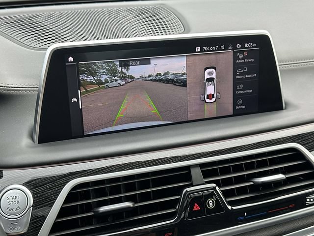 Used 2021 BMW 750i xDrive w/ Autobahn Package AWD/4WD image 35